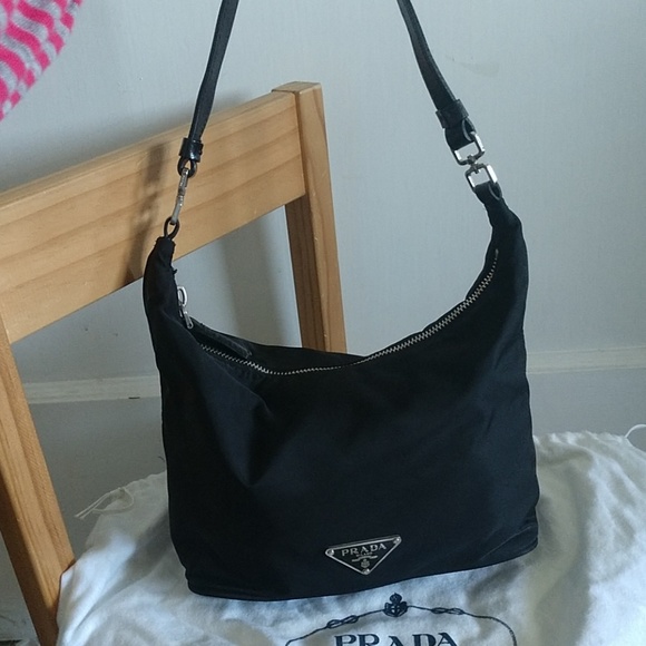 prada tessuto hobo